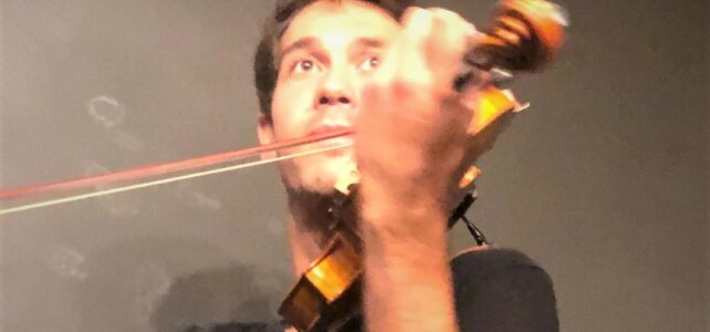 Hodiny huslí                  —                                           Violin lessons